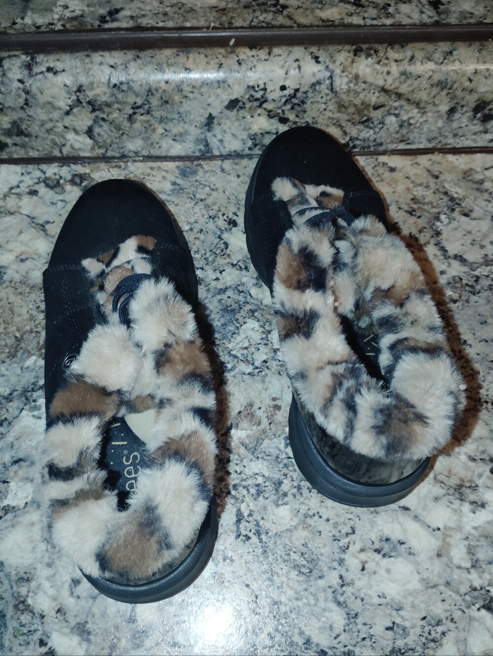 Breezies Black Slip-On Cozy Faux-Fur Trim Slippers with Leopard Print - Picture 4 of 5